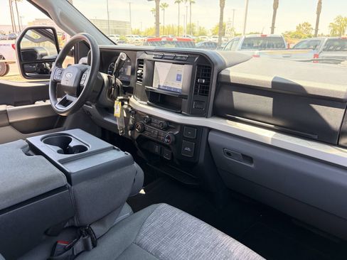 Certified 2023 Ford F250 XLT w/ FX4 Off-Road Package AWD/4WD image 11