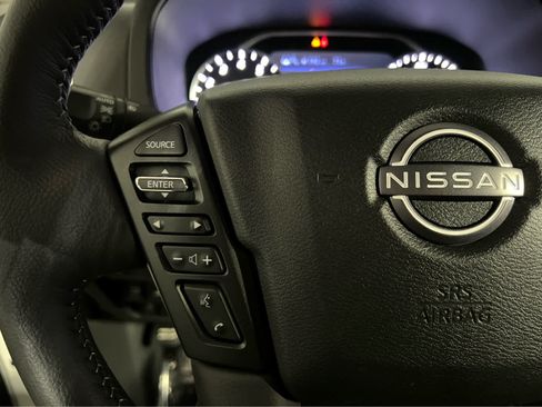 Used 2025 Nissan Frontier SV w/ SV Convenience Package AWD/4WD image 17