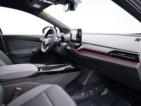 Used 2023 Volkswagen ID.4 Pro S Plus image 12