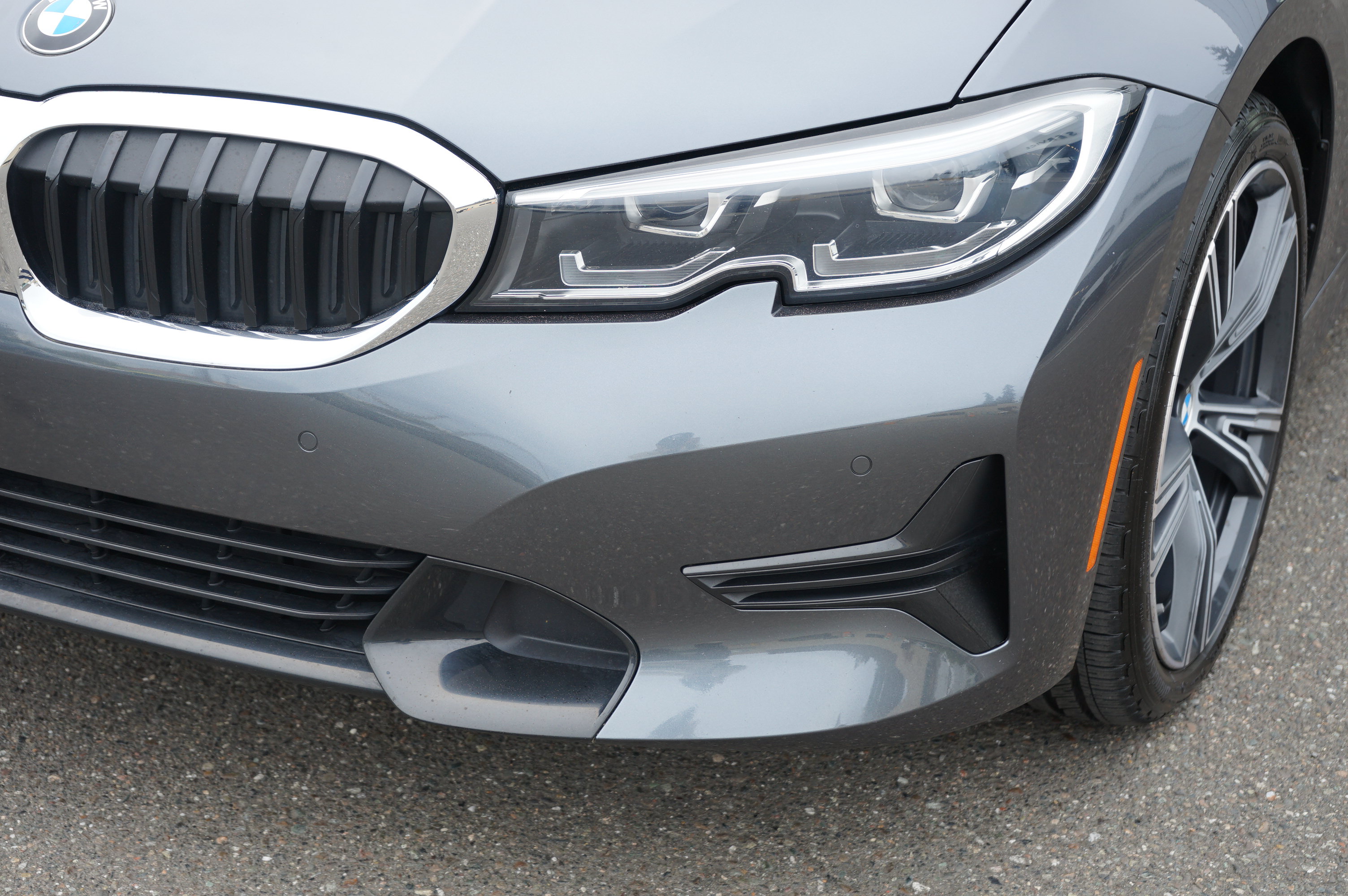 Used 2022 BMW 330i xDrive Sedan w/ Premium Package 2 AWD/4WD image 11