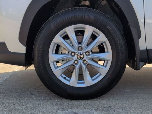 New 2026 Toyota Corolla Cross LE image 10