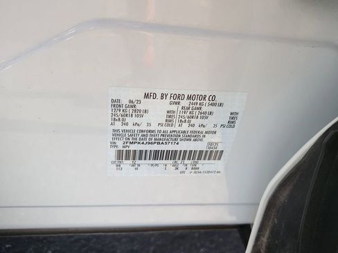 Used 2023 Ford Edge SEL image 21
