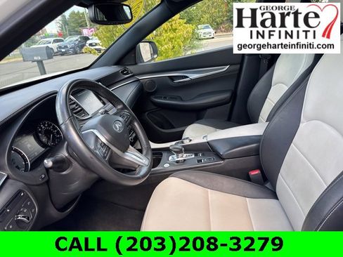 Certified 2022 INFINITI QX55 Luxe w/ Cargo Package image 19