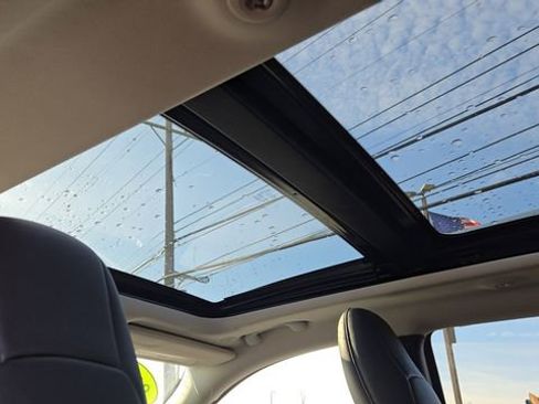 Certified 2020 Jeep Cherokee Limited image 7