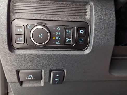 New 2026 Ford F250 Lariat w/ Black Appearance Package AWD/4WD image 22