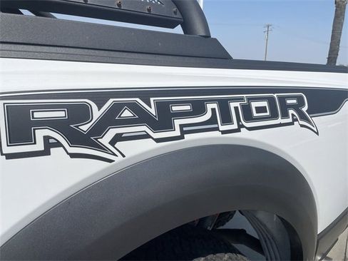 Used 2019 Ford F150 Raptor w/ Equipment Group 802A Luxury image 33