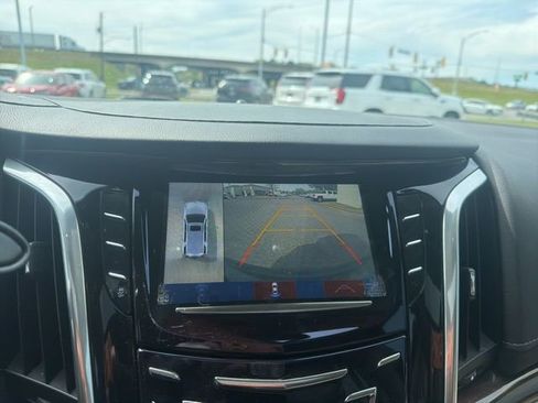 Used 2020 Cadillac Escalade ESV Premium Luxury w/ LPO, Radiant Package image 21