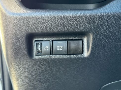 Used 2023 Toyota RAV4 XLE image 22