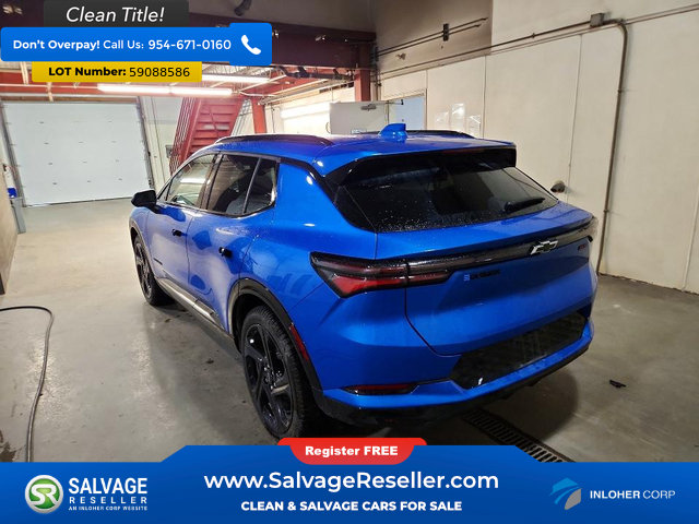 Used 2025 Chevrolet Equinox EV RS FWD image 3