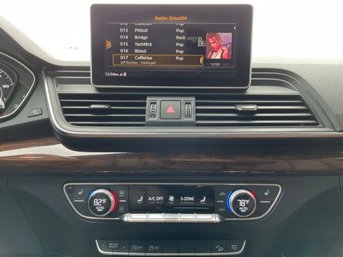 Used 2018 Audi Q5 2.0T Premium image 16