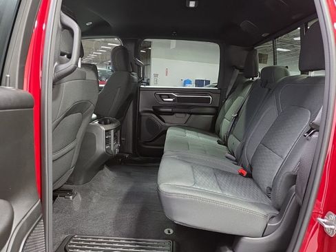 New 2026 RAM 1500 4x4 Crew Cab image 34