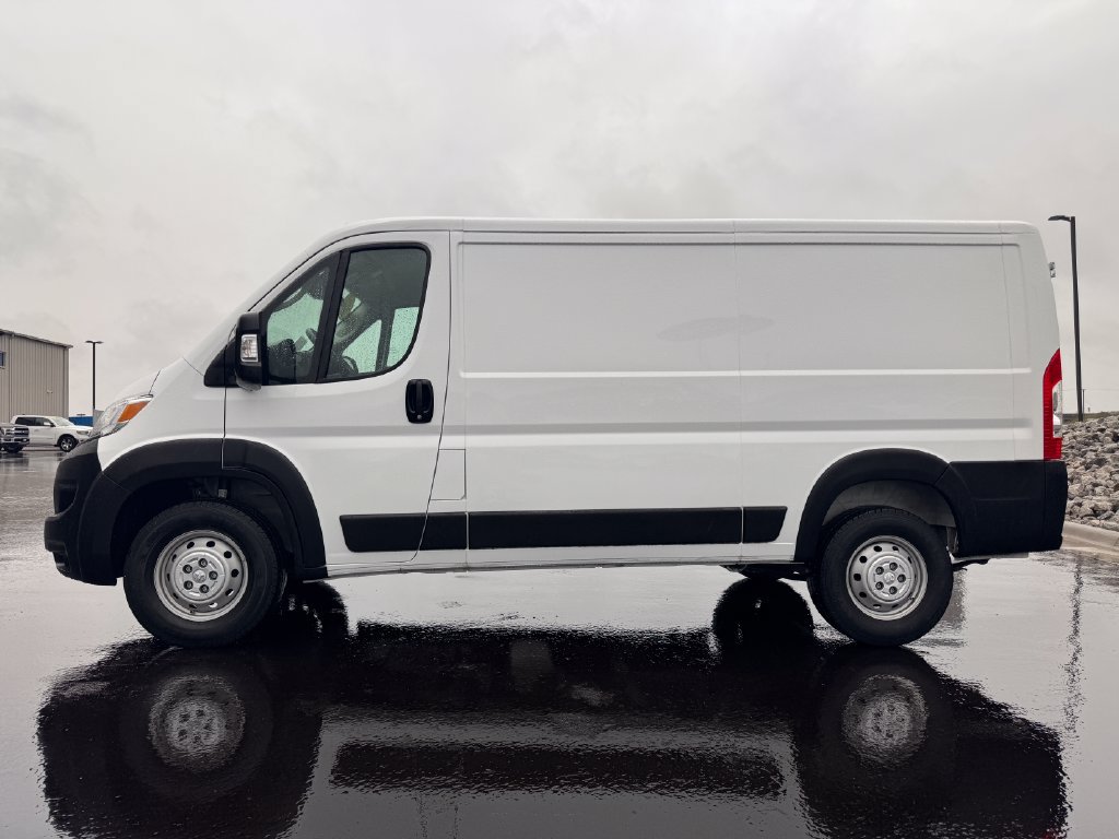 Used 2023 RAM ProMaster 2500 FWD image 8