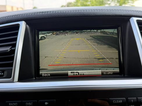 Used 2014 Mercedes-Benz GL 450 4MATIC image 35