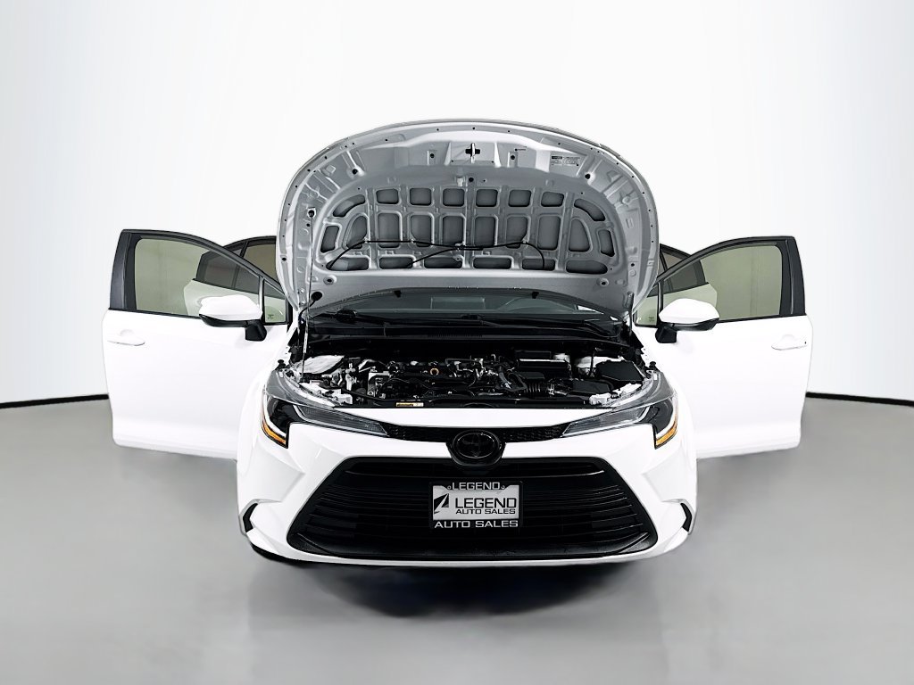 Used 2024 Toyota Corolla LE FWD image 18