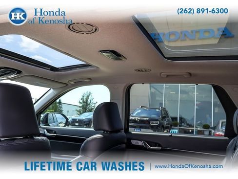 Used 2022 Hyundai Palisade Limited w/ Cargo Package AWD/4WD image 15