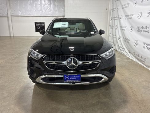 New 2026 Mercedes-Benz GLC 300 4MATIC image 2