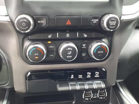 Used 2021 RAM 1500 Big Horn AWD/4WD image 8
