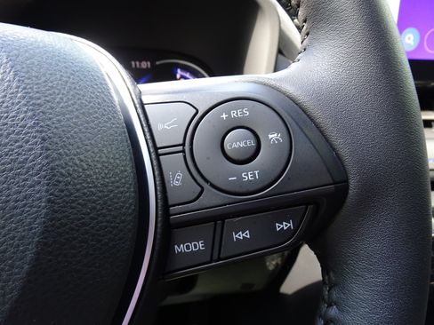 Used 2024 Toyota RAV4 XSE w/ Weather Package AWD/4WD image 23