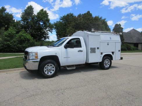Used 2012 Chevrolet Silverado 3500 W/T AWD/4WD image 28