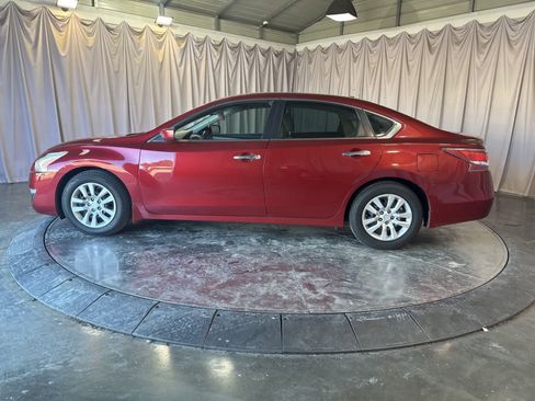 Used 2015 Nissan Altima 2.5 S w/ Power Driver Seat Package image 6