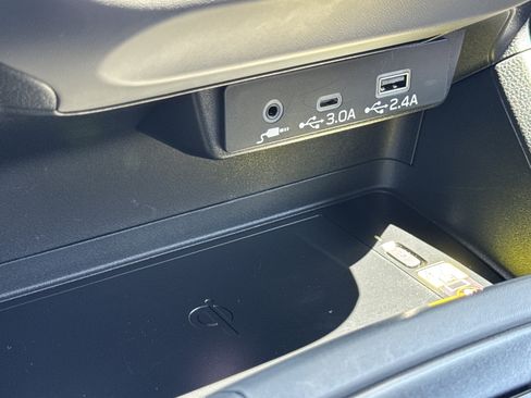 Certified 2025 Subaru Crosstrek 2.5i Limited image 9