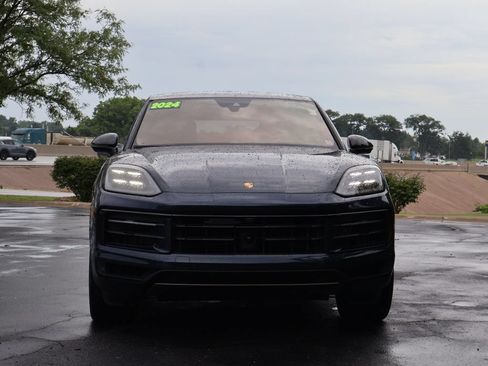 Certified 2024 Porsche Cayenne S AWD/4WD image 12