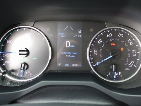 Used 2020 Toyota RAV4 XLE image 24