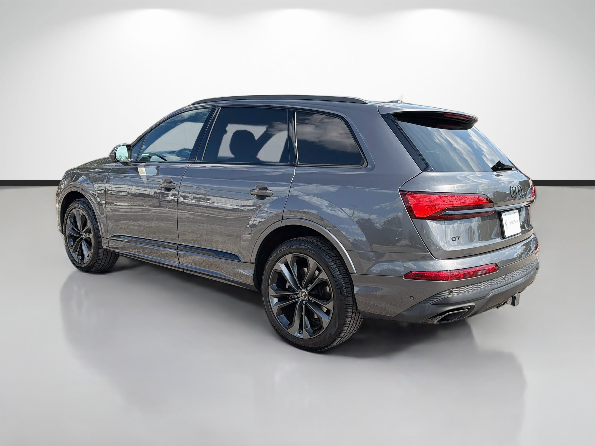 Used 2025 Audi Q7 3.0T Premium Plus AWD/4WD image 5