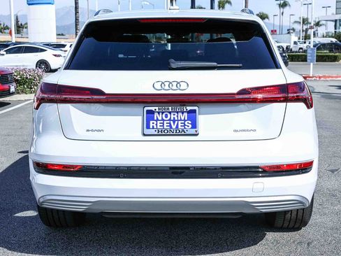 Used 2022 Audi e-tron Premium Plus w/ Premium Plus Package image 6