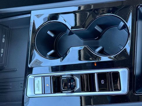 New 2025 Volkswagen Atlas Peak Edition SE image 69