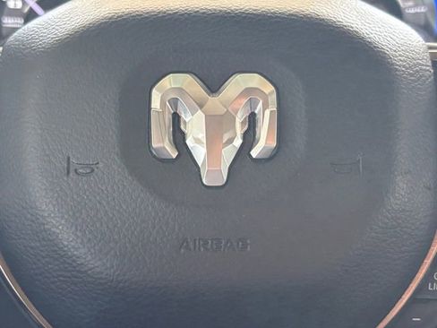 Used 2019 RAM 1500 Limited AWD/4WD image 12