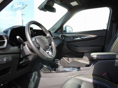 Used 2024 Chevrolet TrailBlazer ACTIV w/ Driver Confidence Package image 11