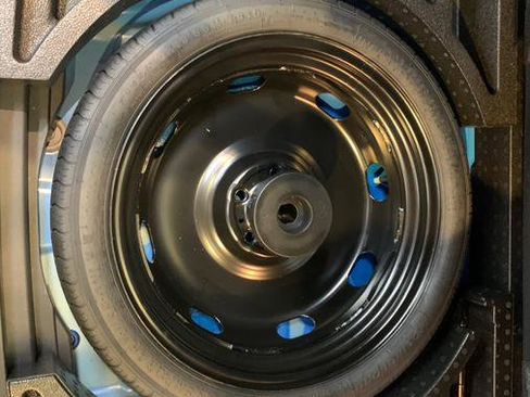 Used 2022 Volkswagen Taos SE image 48