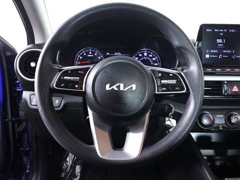 Used 2023 Kia Forte LXS w/ LXS Technology Package image 11