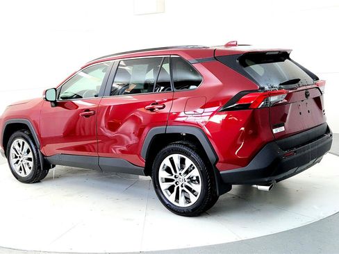 Certified 2025 Toyota RAV4 XLE Premium image 4
