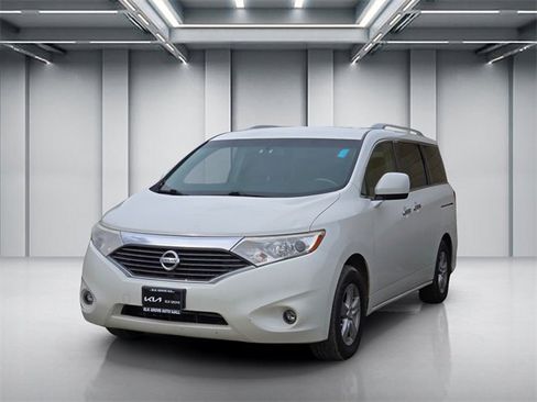 Used 2014 Nissan Quest SV image 3