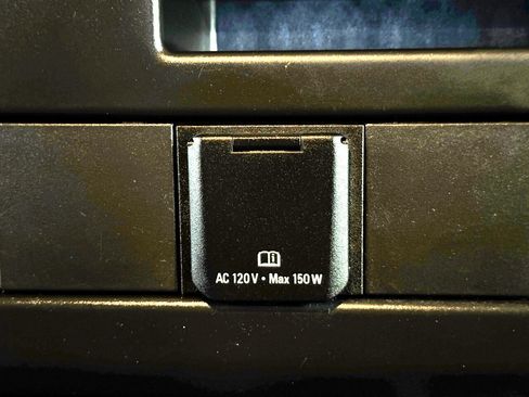 Used 2020 GMC Savana 2500 w/ Driver Convenience Package image 18