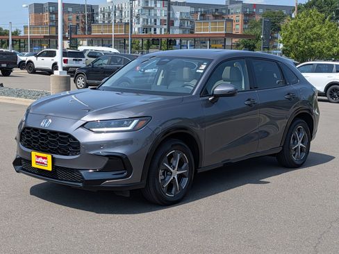 Used 2025 Honda HR-V EX-L image 3