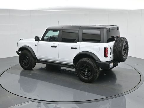 Used 2022 Ford Bronco Wildtrak image 41