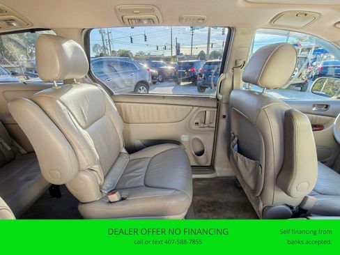 Used 2005 Toyota Sienna XLE image 17