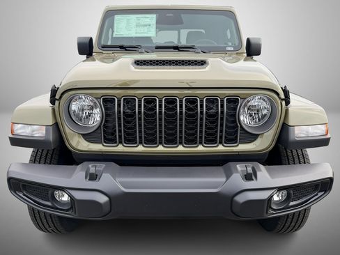 New 2026 Jeep Gladiator Sport image 9