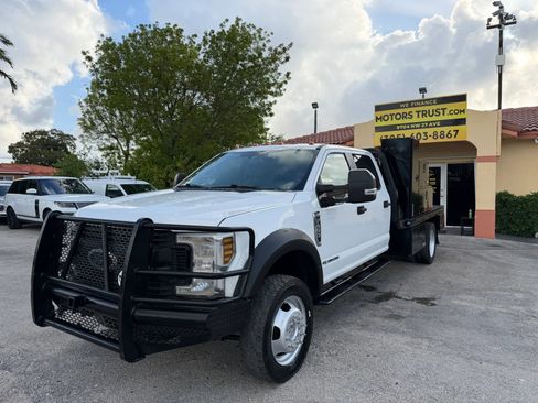 Used 2019 Ford F550 4x4 Crew Cab Super Duty w/ Power Equipment Group image 3