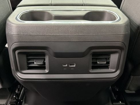 Used 2026 Chevrolet Silverado 1500 LT Trail Boss w/ LT Trail Boss Premium Package AWD/4WD image 38