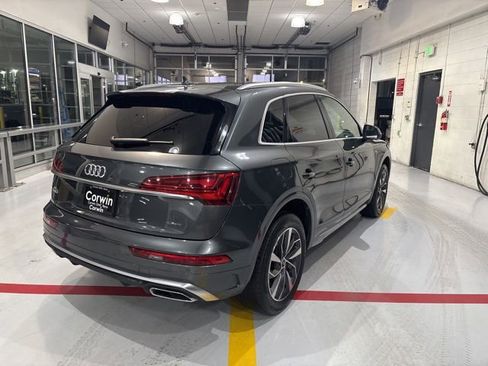 Used 2023 Audi Q5 2.0T Premium w/ Convenience Package image 9