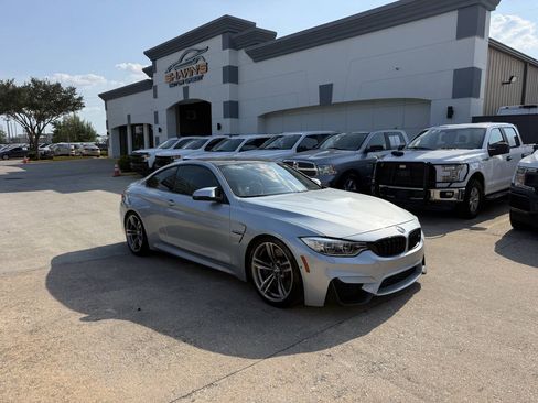 Used 2016 BMW M4 Coupe RWD image 2
