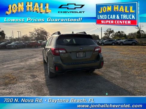 Used 2019 Subaru Outback 2.5i Premium image 7