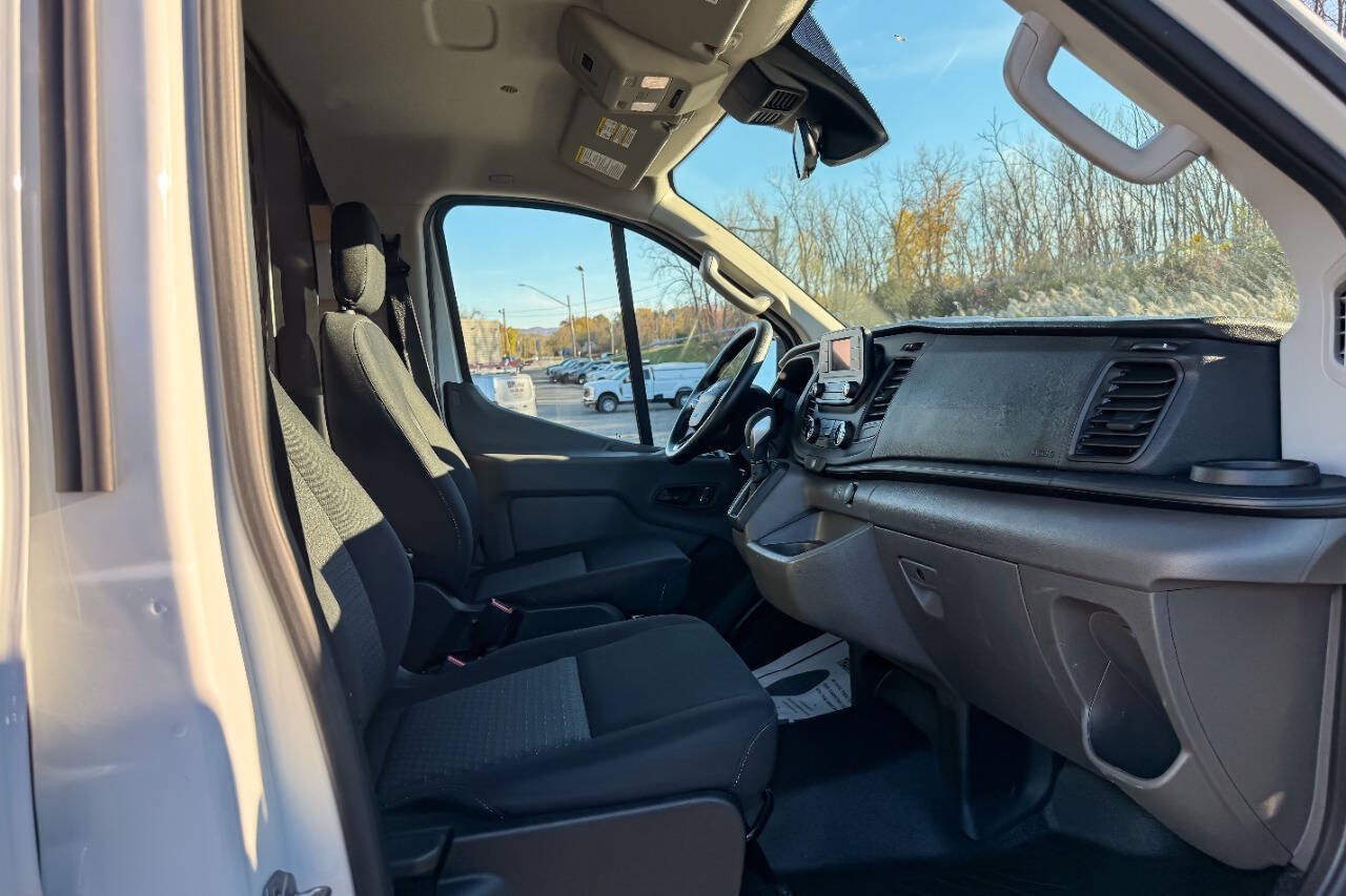 Used 2025 Ford Transit 250 Low Roof w/ Exterior Upgrade Package RWD image 9