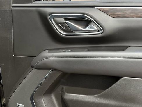 Used 2023 Chevrolet Tahoe Z71 w/ Luxury Package image 30