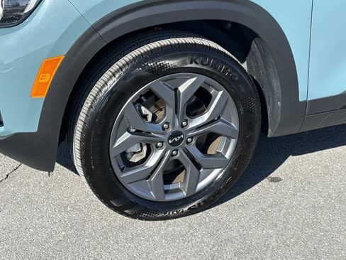 Used 2024 Kia Seltos S AWD/4WD image 31
