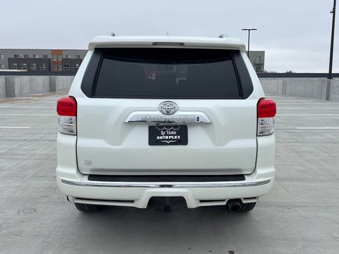 Used 2013 Toyota 4Runner Limited image 9
